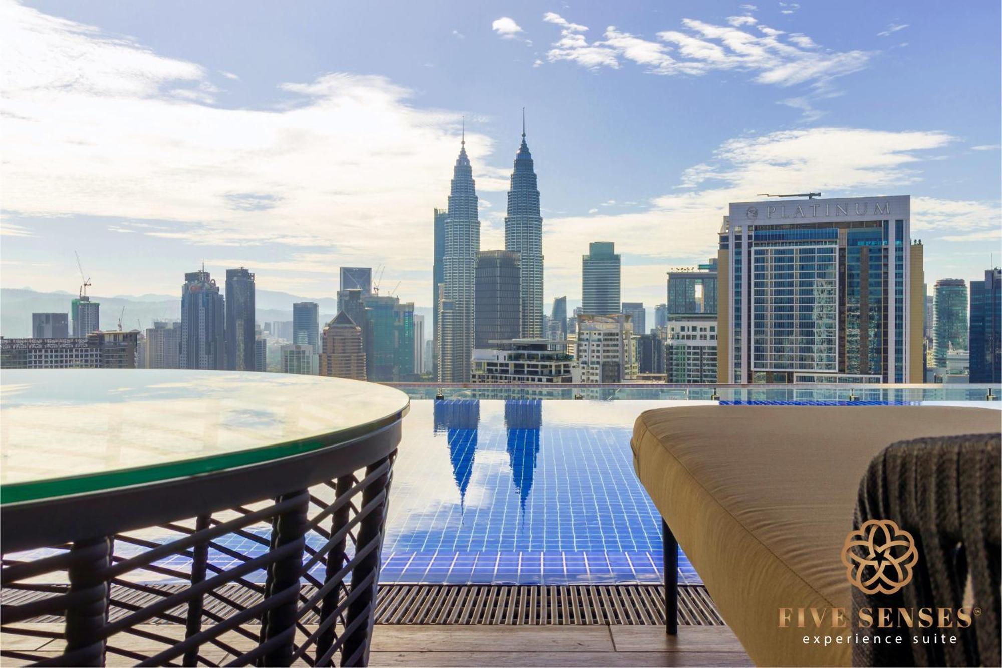 The Colony & The Luxe Signature Suites, Klcc 쿠알라룸푸르 외부 사진