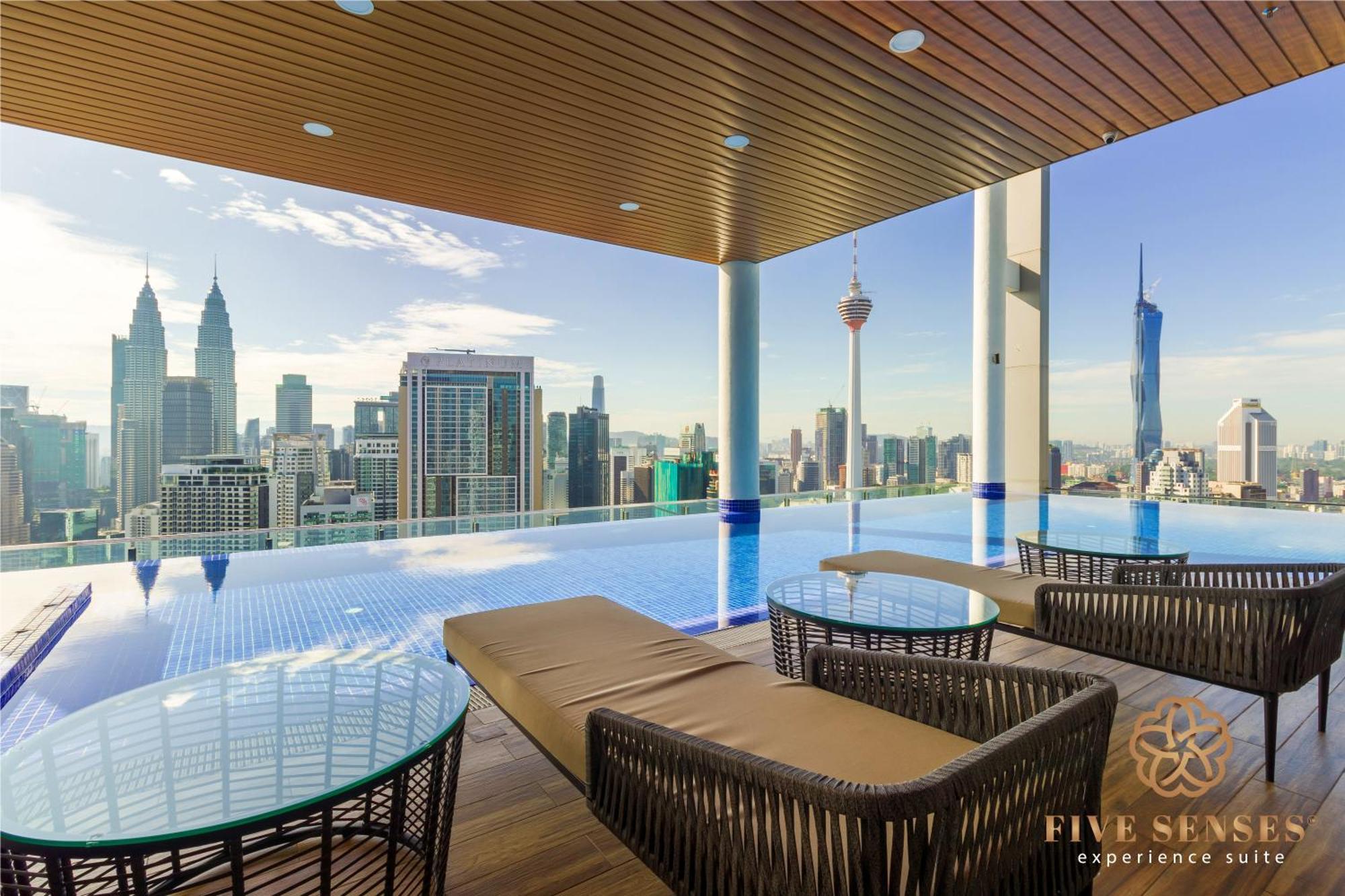 The Colony & The Luxe Signature Suites, Klcc 쿠알라룸푸르 외부 사진